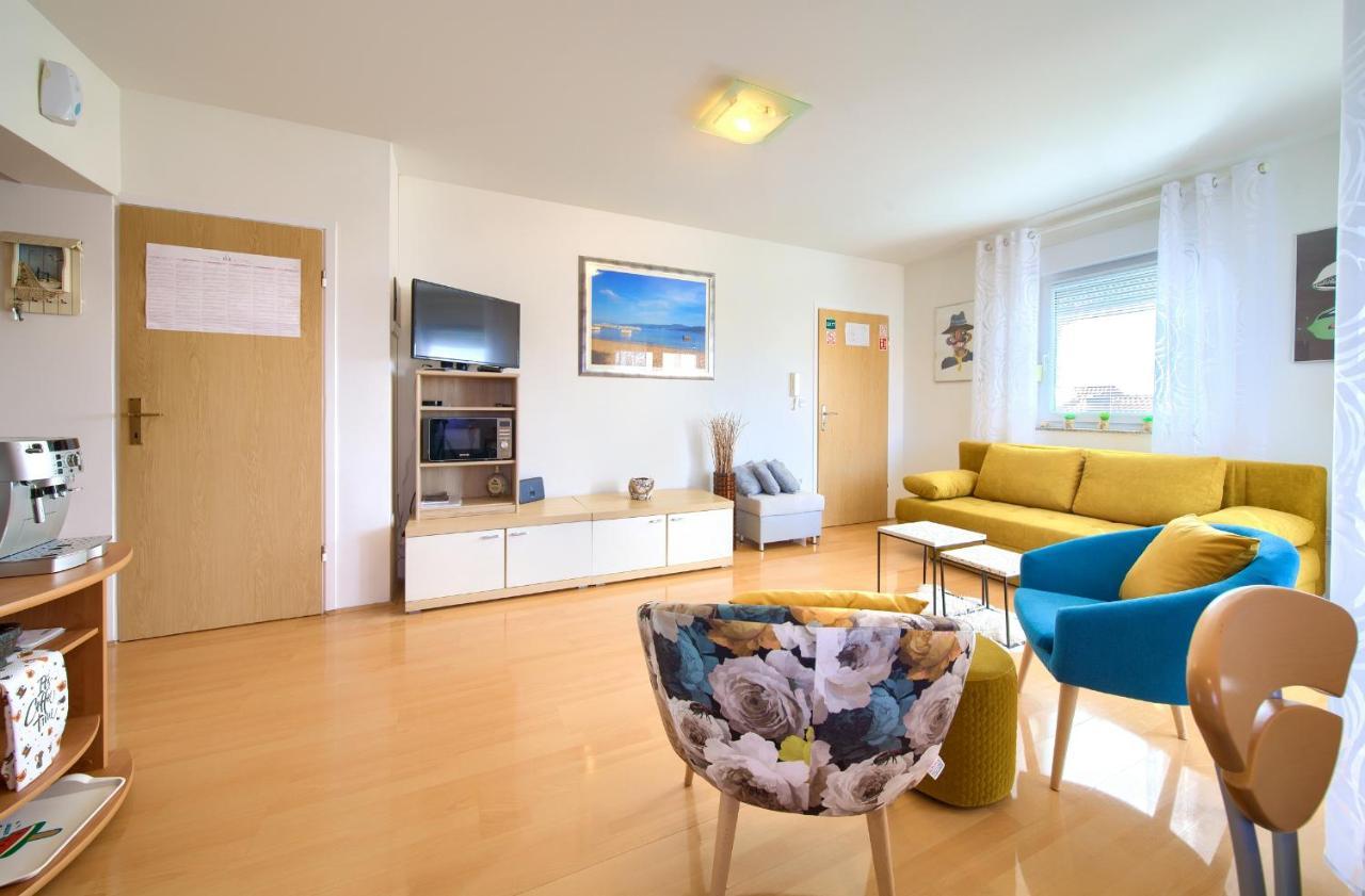 Apartman Noel Krk Town Exterior photo