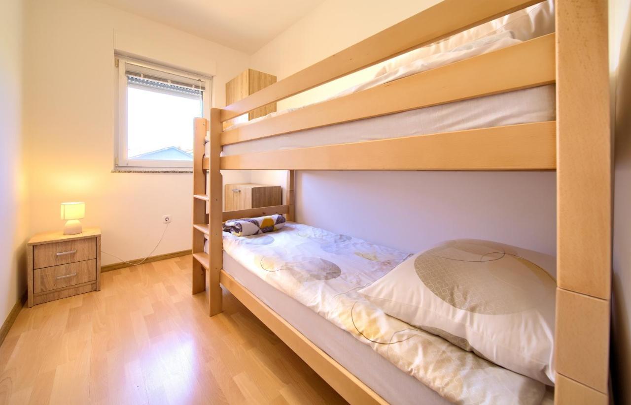 Apartman Noel Krk Town Exterior photo